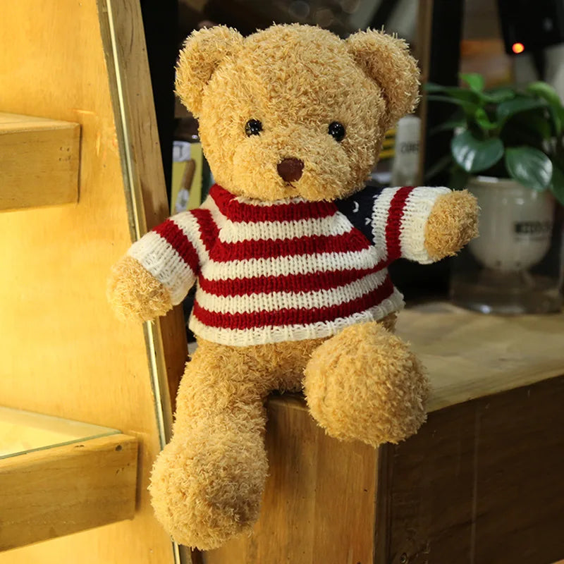 Teddy de Pelúcia - Com três variações de roupas e uma variação no tom da pele.